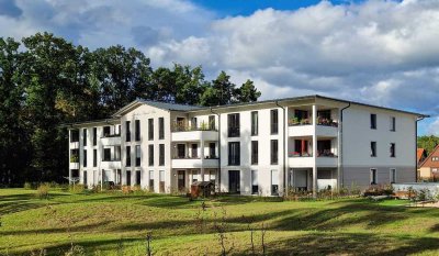 Großartige Wohnung mit Gartenanteil und Seeblick