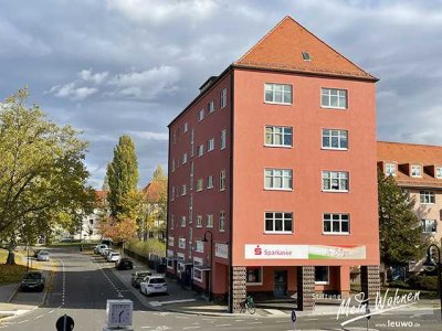 Große 2-Raum-Wohnung mit viel Platz zum Wohlfühlen, auch WG geeignet