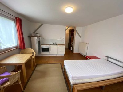 1-Zi.-Appartement in ruhiger, grüner Lage - inkl. Strom!