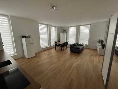 Exklusive 1-Raum-Wohnung mit EBK in Berlin Dahlem (Zehlendorf)