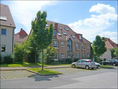 Gartenstadt Haan. Helle, großzügige 2-Raum-Wohnung mit Balkon in Südlage.