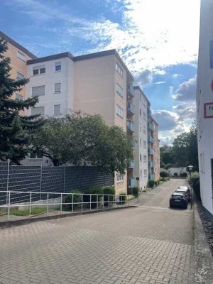 Charmante 2-Zimmer-Wohnung mit Balkon in zentraler und ruhiger Lage