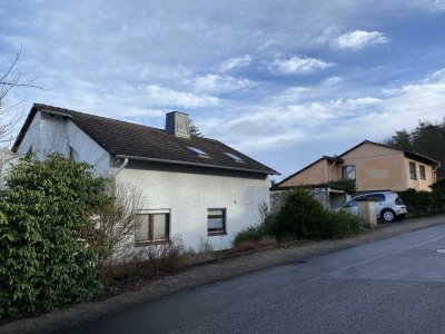 Einfamilienhaus mit unverbaubarem Schloßblick in Cappel