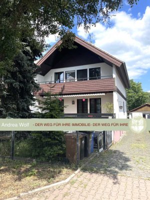 Wunderschönes Familienhaus, DHH, Fertighaus mit Garten, Garage, Einliegerwohnung und Feldblick