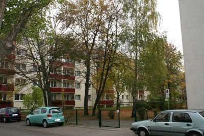 Schöne 3-Raum-Whg. mit Balkon in Stadtfeld- WE 28