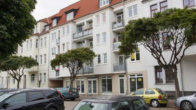 Attraktives 2,5 Zi Apartment in der Nähe der med. Uni mit EBK, Balkon, Laminat in Sudenburg/ Buckau