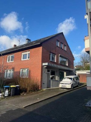 Familienhaus 8-Zimmer-Doppelhaushälfte mit geh. Innenausstattung und EBK in Recklinghausen