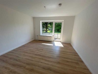 Schöne helle 3 Zimmerwohnung mit Balkon in Engelsby ab sofort frei!