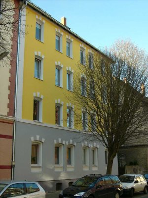 Altbauwohnung 3.OG mit hohen Räumen, Eichenparkett, Balkon Westseite