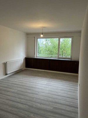Exklusive 2-Zimmer-Wohnung mit gehobener Innenausstattung in Esslingen
