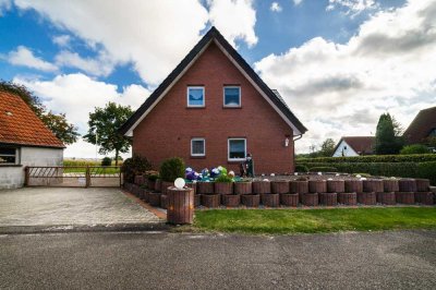 Ihr ländlicher Rückzugsort in Mettingen: Zweifamilienhaus mit großzügigem Grundstück!