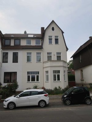 Schöne 3-Zimmer-Dachgeschosswohnung im Altbau mit Balkon und EBK in Northeim, Sedanstraße