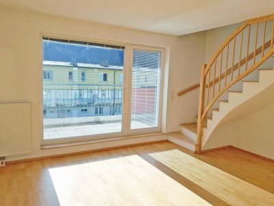 Geförderte Maisonettewohnung mit Terrasse und Balkon!