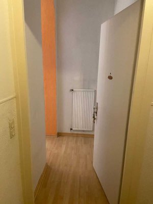 4-Raum-Wohnung mit Balkon und Einbauküche in Düsseldorf