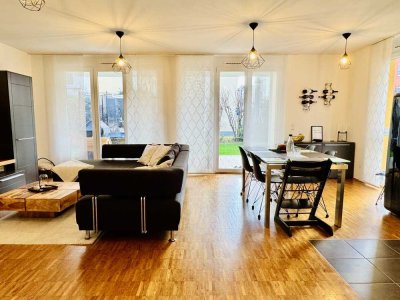 Modernes Wohnen in der beliebten Reutlinger Oststadt  - 4 Zimmer EG Wohnung - mit Terrasse & Garten