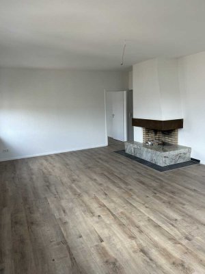 Erstbezug nach Sanierung: freundliche 2-Zimmer-Wohnung mit gehobener Innenausstattung in Mannheim