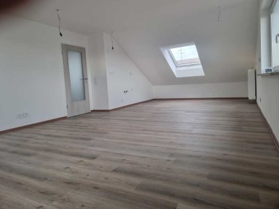 Neu ausgebaute 3,5-Zimmer-DG-Wohnung in Petershausen