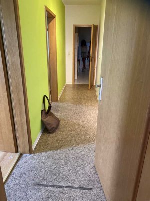 Schnuckelige 2 Raumw. DG-Wohnung in einer Villa von Schleiz