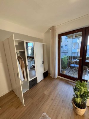 Exklusives WG-Zimmer mit Privatbalkon