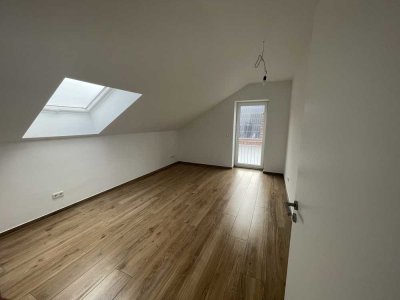 VON PRIVAT: Neubau/Erstbezug: 4-Zimmer-Wohnung in unmittelbarer Altstadtnähe zu vermieten