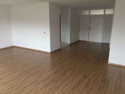 ruhige, ebenerdige 4-Zimmer-Wohnung in Untergriesbach/Gottsdorf