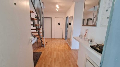 Tolle 4 Zimmer Maisonette Wohnung