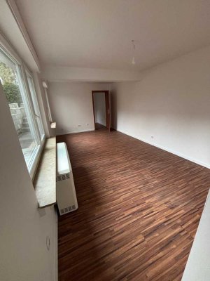 Schöne 2-Zimmer-Souterrain-Wohnung in Mülheim an der Ruhr