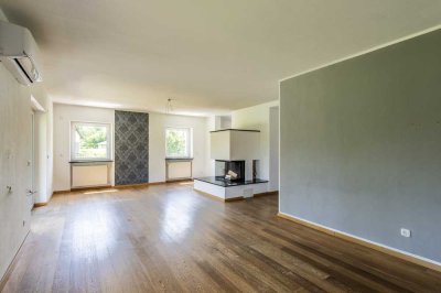 2 Familienhaus mit 199m² + 49m² Dachgeschosswohnung und PV-Anlage mit 10,0 kWp