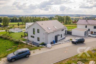 Der Traum vom Neubau! Exklusives Einfamilienhaus auf einem Grundstück mit Fernblick in Waldthurn