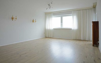 schöne 2-Zimmer-Wohnung mit Einbauküche in Norderstedt