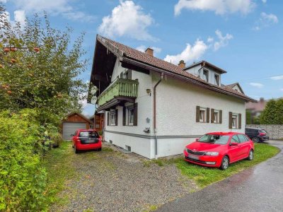 Vermietetes Zweifamilienhaus in zentraler Lage von Grafenau zu verkaufen