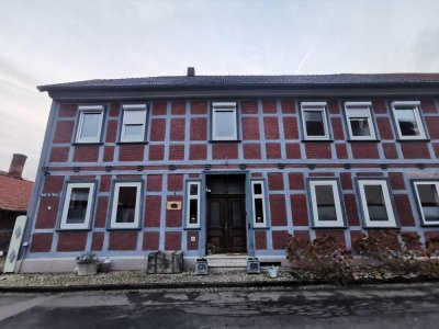 Sanierte 3-Zimmer-Wohnung mit Einbauküche in Hinter der Kirche, Osterode am Harz