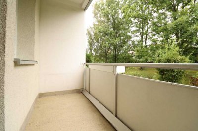 2-Raumwohnung mit Wanne und Balkon