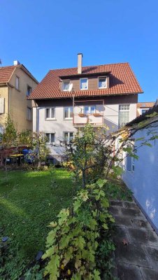 Gepflegte 3-Zimmer Hochparterre-Wohnung in einem 3 Familien Haus in Reutlingen