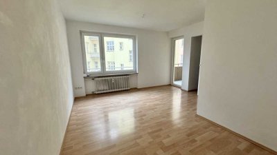 Nähe FH und Wöhrder Wiese ! Kleine 1-ZW, 24 m², kleiner Balkon,  2.OG mit Aufzug