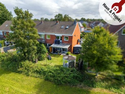 Schönes Reihenendhaus in Aurich - Großzügiges Wohnen mit Blick ins Grüne