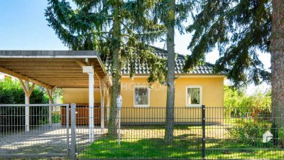 Moderner und barrierefreier Bungalow mit Kamin, Terrasse und schönem Garten