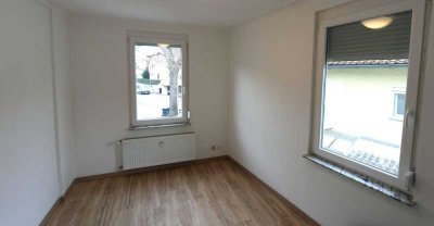 ::: Geräumige Wohnung, neue Einbauküche und ab Juli 2025 verfügbar :::