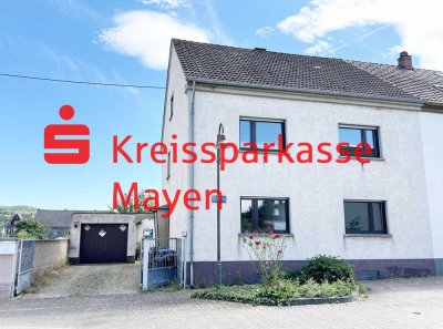 2-Familienhaus mit Garten und Garage in ruhiger u. zentraler Wohnlage