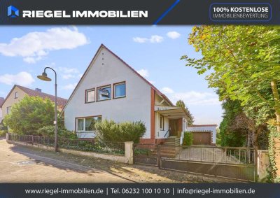 Sie hier? Wir auch! Ansprechendes Einfamilienhaus mit Garage in bevorzugter Wohnlage, 608m² Grundst.