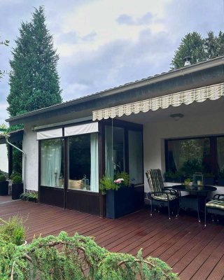 Komfort auf höchstem Niveau! Duplex-Villa in Top-Lage von Bergisch Gladbach