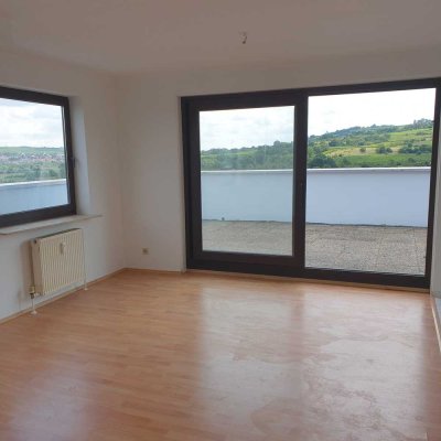 Stilvolle 3-Zimmer-Penthouse-Wohnung mit gehobener Innenausstattung mit Terrasse in Ingelheim/Rhein