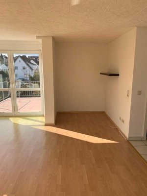 Geschmackvolle 2-Zimmer-Maisonette-Wohnung mit Balkon in Bad Camberg