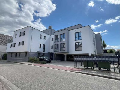 Zweitbezug mit Balkon: helle 4-Zimmer-Wohnung in Karlsbad - Spielberg