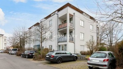 Ruhig, zentral, besonders – 2-Zimmer-Wohnung mit Dachterrasse, EBK und TG-Stellplatz!