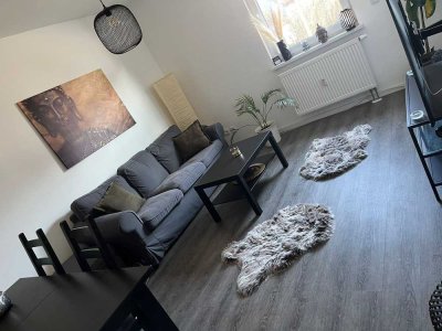 Neuwertige 3-Raum-Wohnung mit Einbauküche in Friedberg