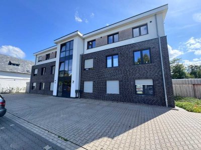 Moderne und sofort Bezugsfreie Erdgeschosswohnung (105qm) in Wittmund mit Gartenbereich PKW Stellpla