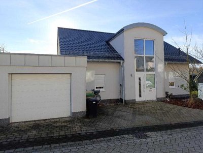 ++ ON-Immobilien ++ Neuwertig und modern in Wenden!