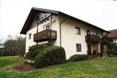 Gemütliche Maisonette  Wohnung mit eigener Terrasse und Blick ins Grüne