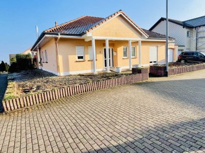 Freistehender Bungalow in beliebtem Zweibrücker Wohngebiet